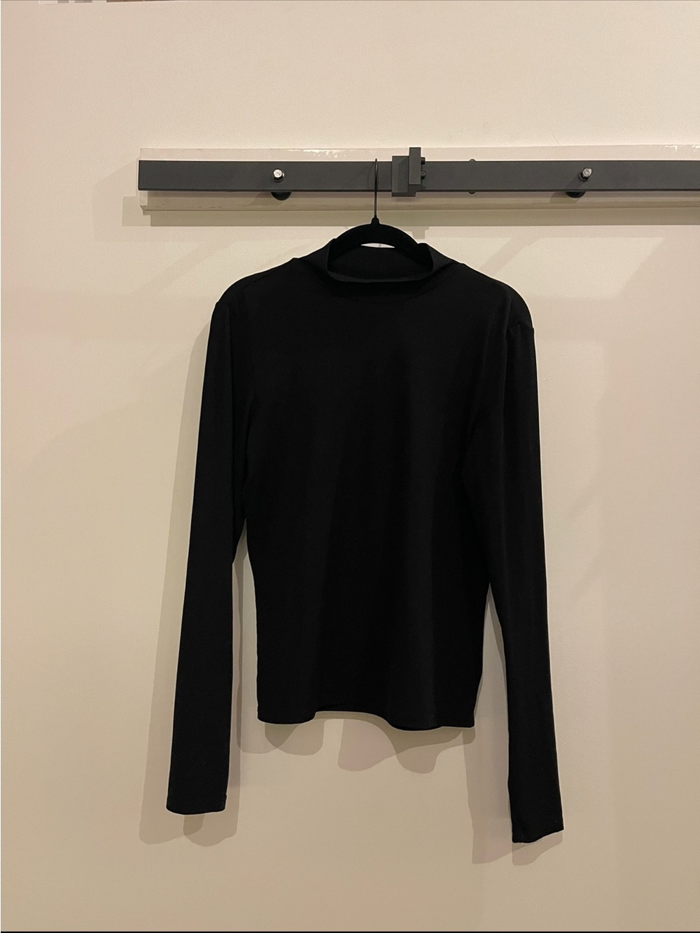 H&M Black Long-Sleeve Mock Neck Top Size: Medium (GENTLY WORN)
